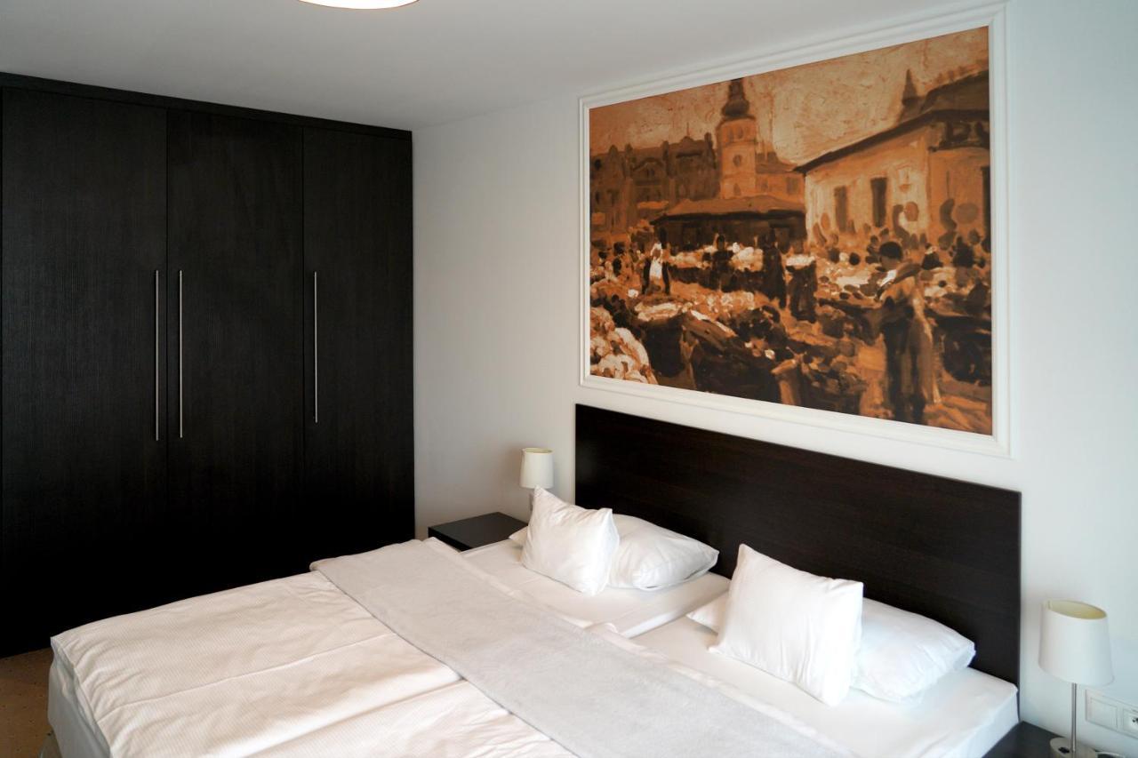 מיכלובצ'ה Hotel Mousson מראה חיצוני תמונה