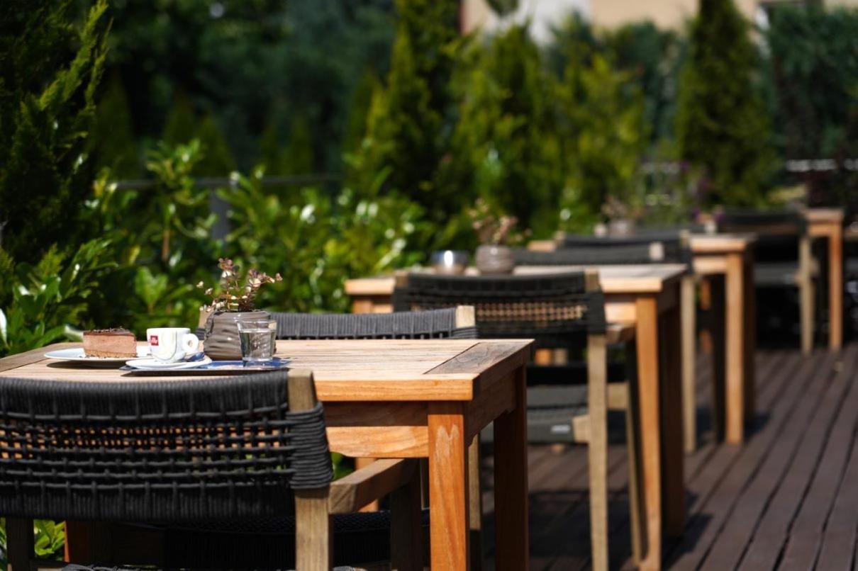 מיכלובצ'ה Hotel Mousson מראה חיצוני תמונה