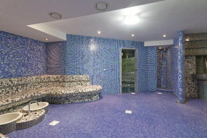 מיכלובצ'ה Hotel Mousson מראה חיצוני תמונה